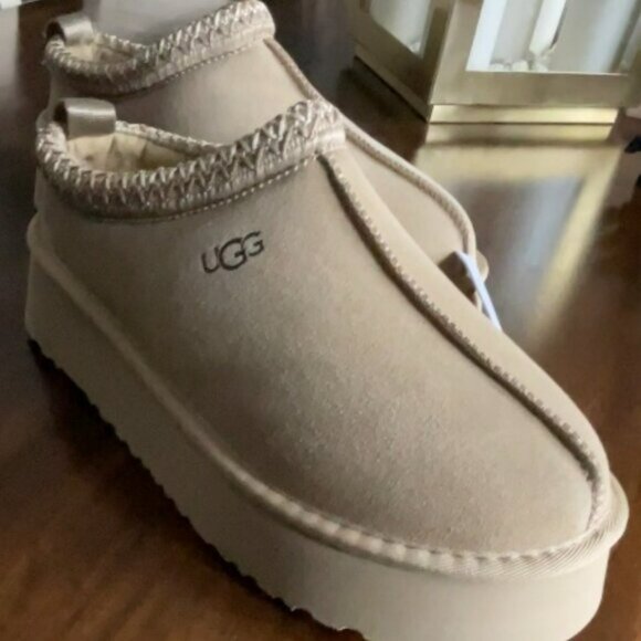 UGG Tasman Platform Slipper in Mustard Seed - Picture 3 of 3